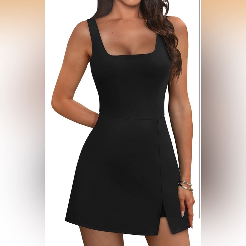 Tennis Courtside Dress in Black